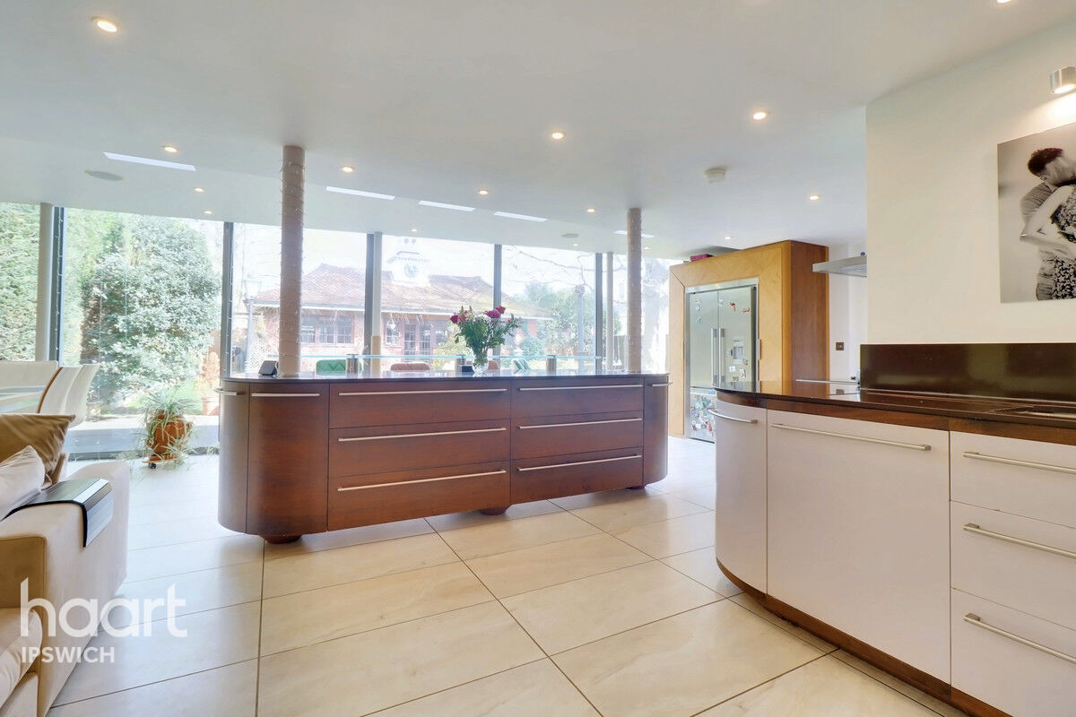 5 bedroom Detached house Vermont Road, Ipswich £1,000,000 haart