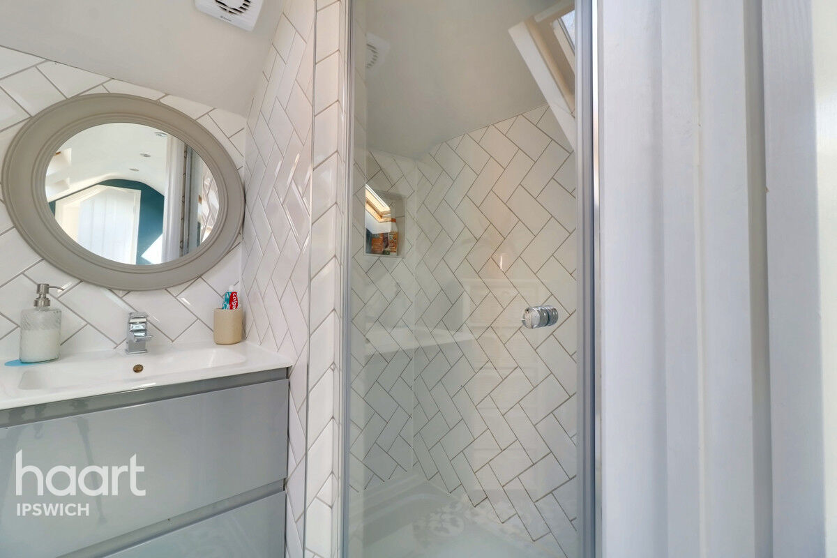 5 bedroom Detached house Vermont Road, Ipswich £1,000,000 haart