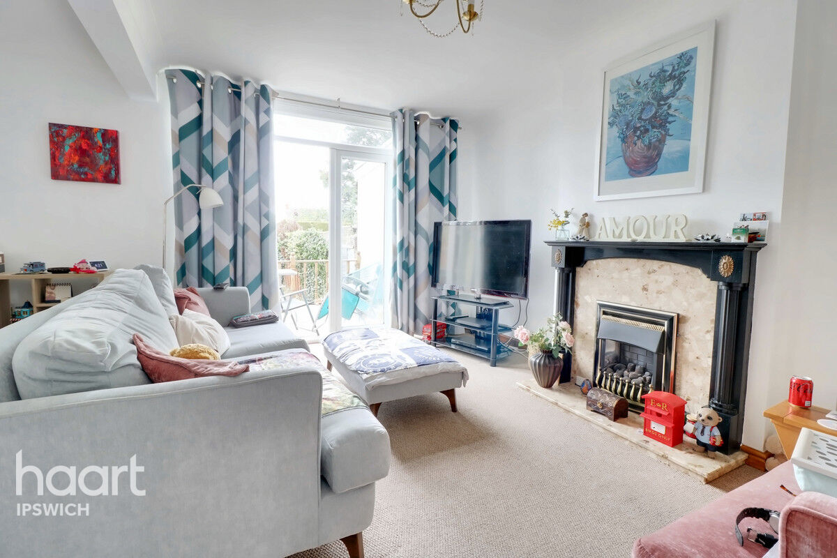 3 bedroom Semidetached house Henniker Road, Ipswich £250,000 haart