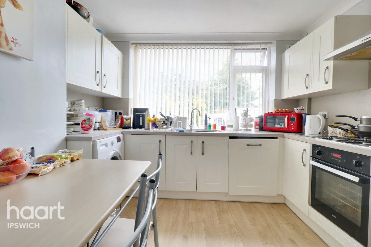 3 bedroom Semidetached house Henniker Road, Ipswich £250,000 haart