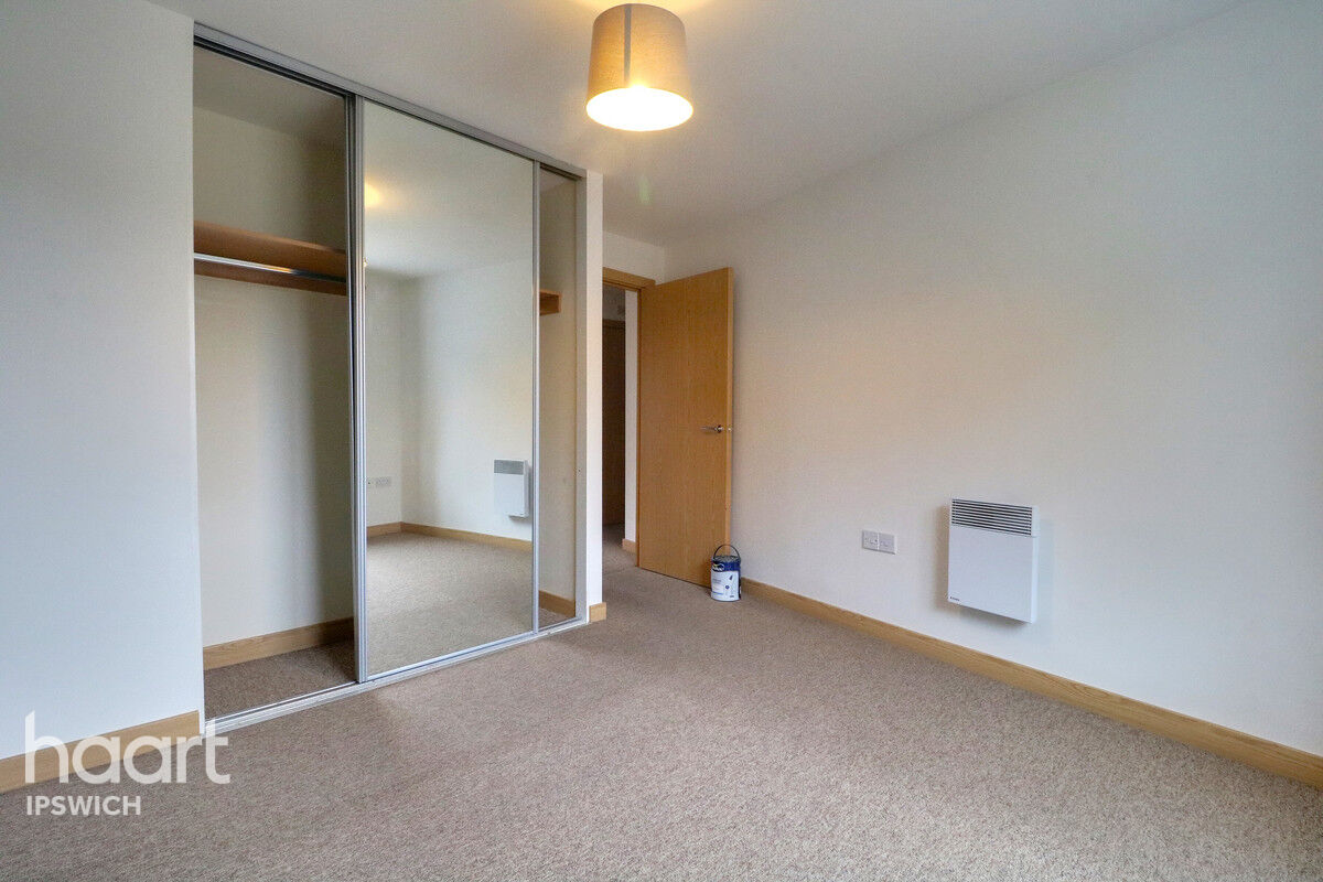 2 bedroom Apartment Pooleys Yard, IPSWICH £130,000 haart