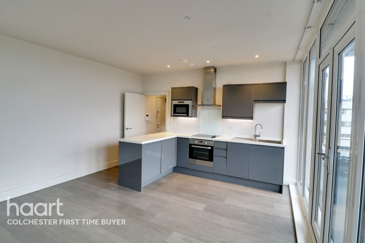 1 bedroom Apartment West Stockwell Street, COLCHESTER £160,000 haart