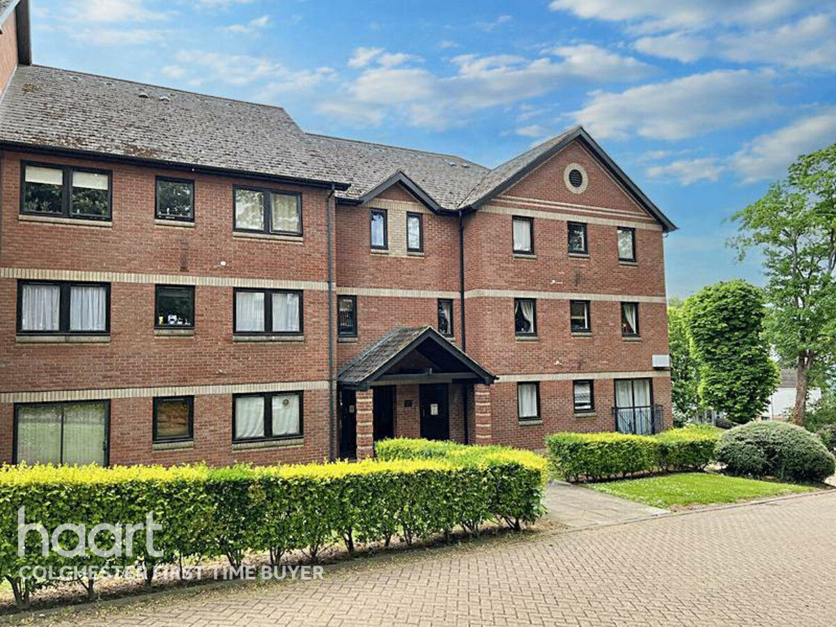 2 bedroom Apartment Claremont Heights, Colchester £140,000 haart