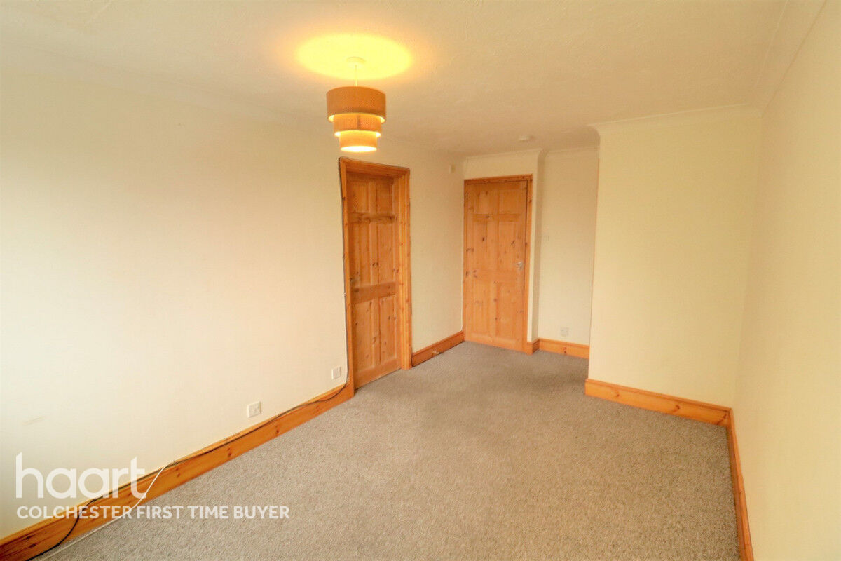 1 bedroom Chinook, Colchester £125,000 haart