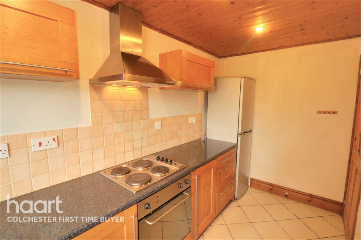 1 bedroom Chinook, Colchester £125,000 haart