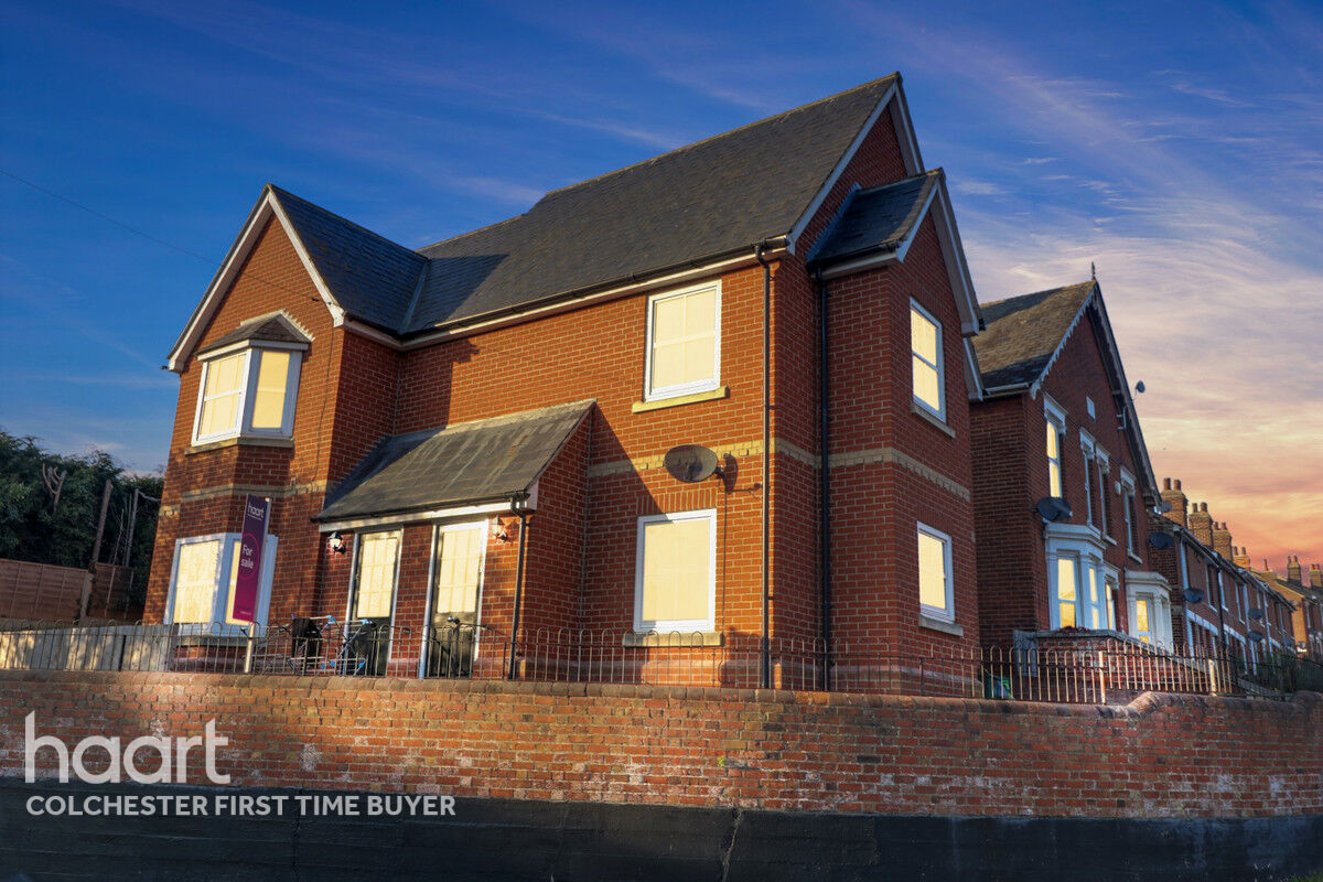 2 bedroom Semidetached house Bourne Road, Colchester £200,000 haart