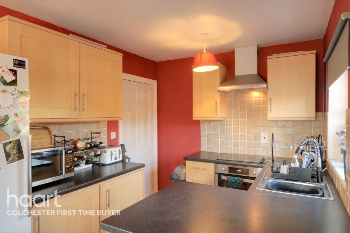 2 bedroom Semidetached house Bourne Road, Colchester £200,000 haart