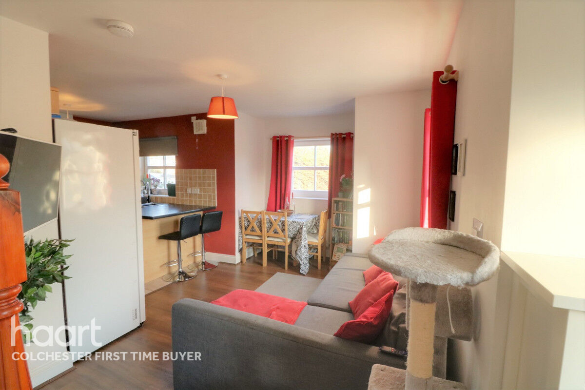 2 bedroom Semidetached house Bourne Road, Colchester £200,000 haart