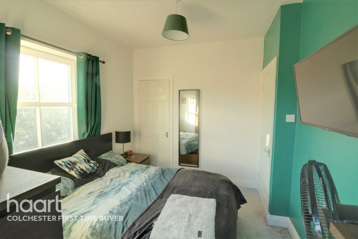 2 bedroom Semidetached house Bourne Road, Colchester £200,000 haart