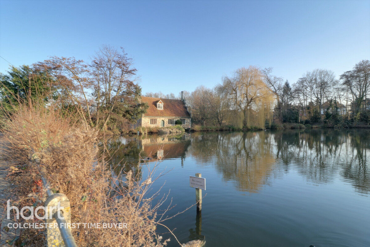 2 bedroom Semidetached house Bourne Road, Colchester £200,000 haart