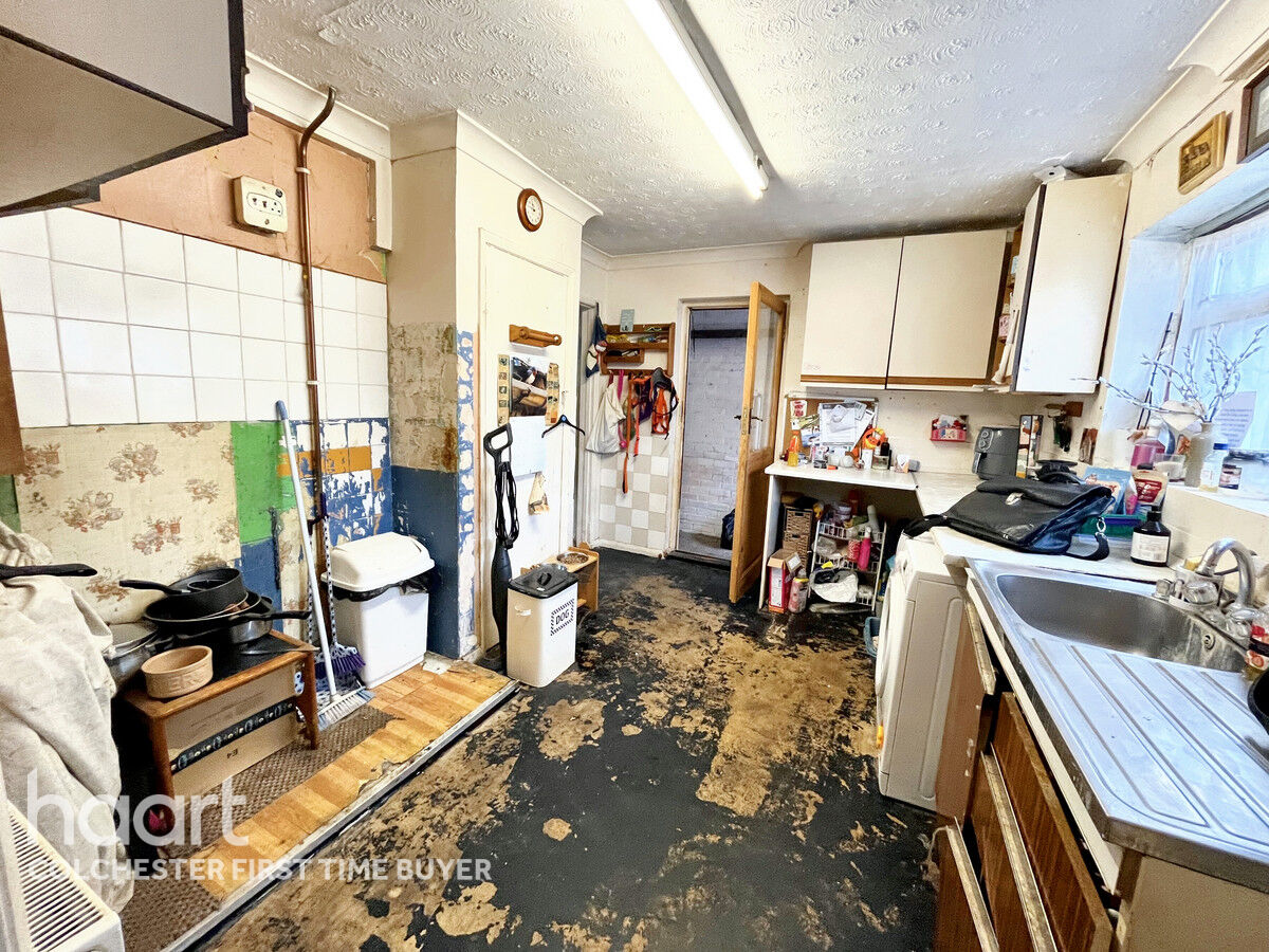 4 bedroom Terraced House Berechurch Hall Road, Colchester £270,000