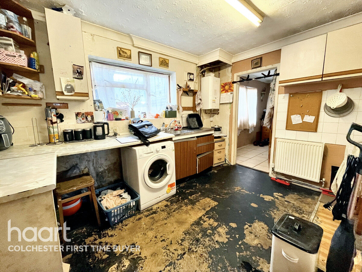 4 bedroom Terraced House Berechurch Hall Road, Colchester £270,000