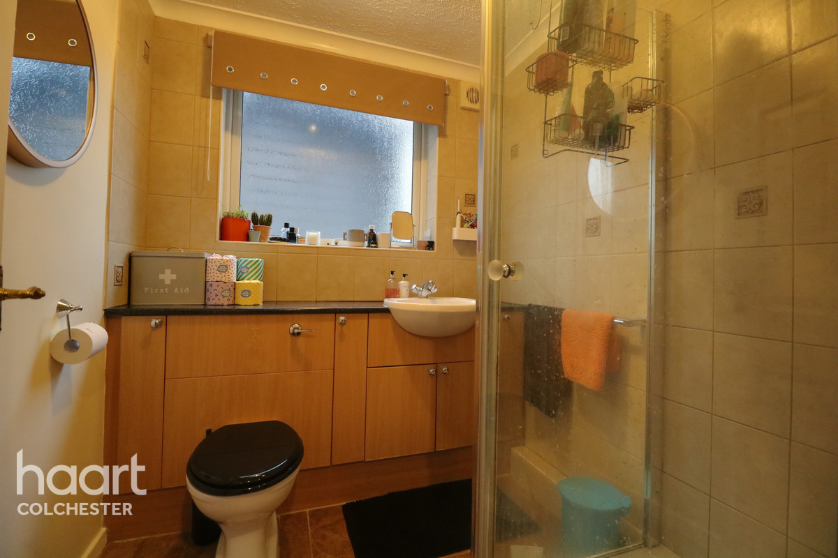 3 bedroom End of terrace house | Old Heath Road, Colchester | £260,000 ...