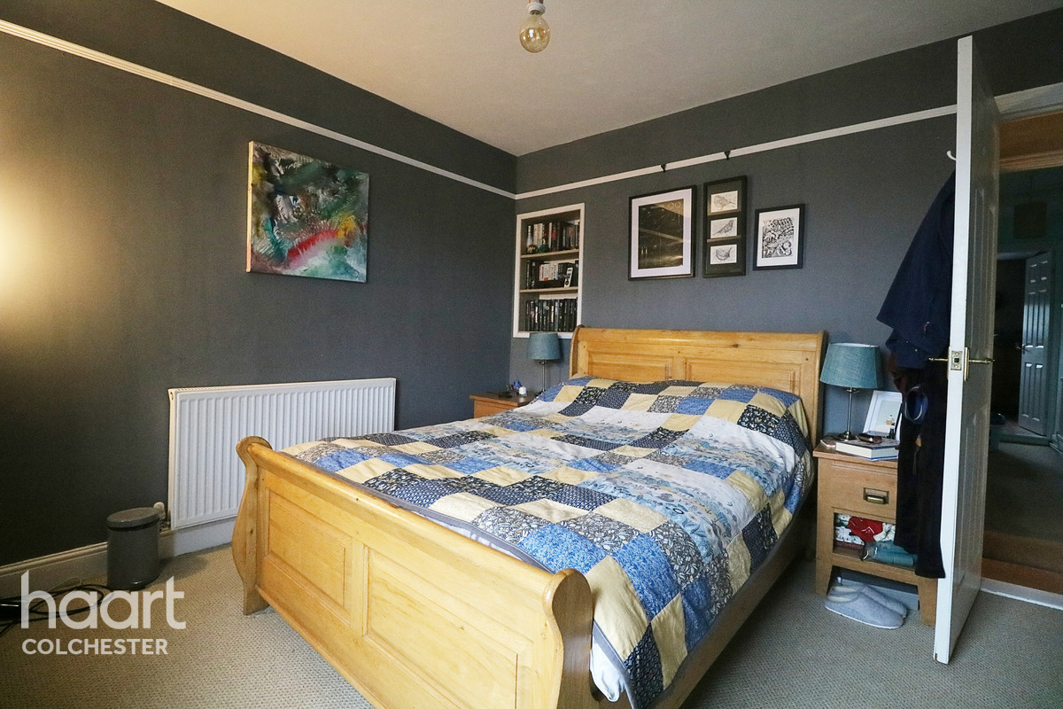 3 bedroom End of terrace house | Old Heath Road, Colchester | £260,000 ...