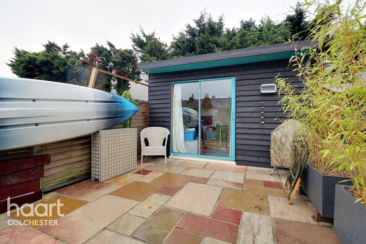 3 bedroom End of terrace house | Old Heath Road, Colchester | £260,000 ...