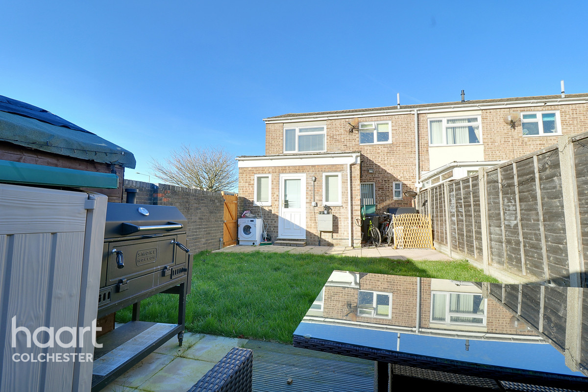 3 bedroom End of terrace house | Hawthorn Avenue, Colchester | £275,000 ...