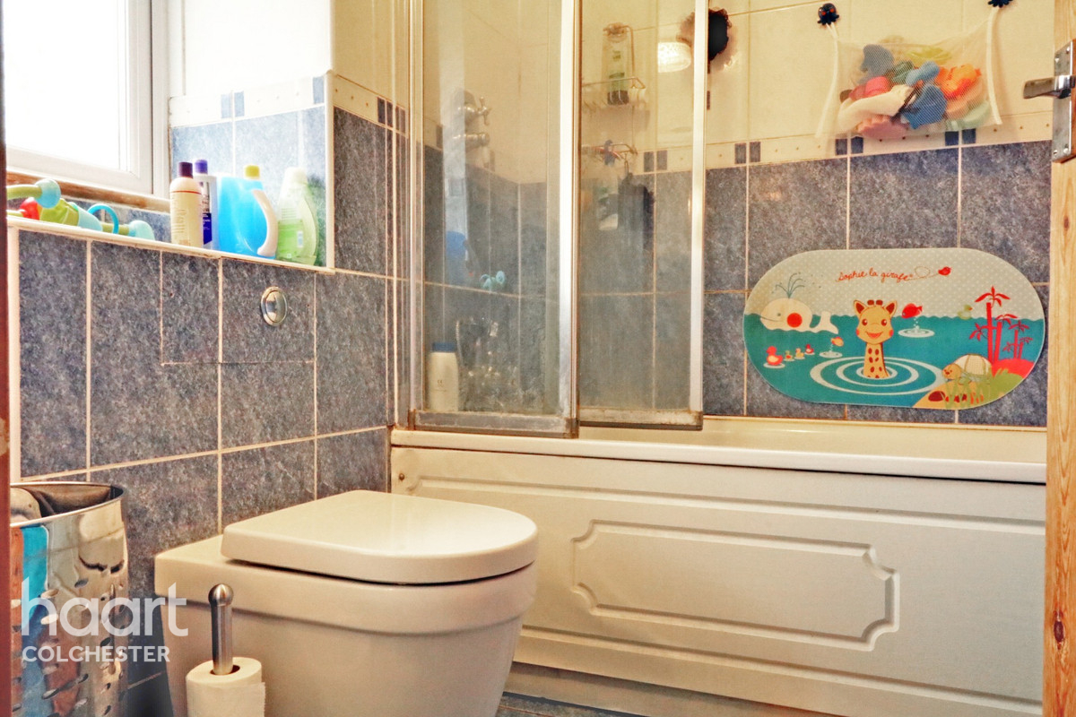 3 bedroom Terraced House Moy Road, Colchester £285,000 haart