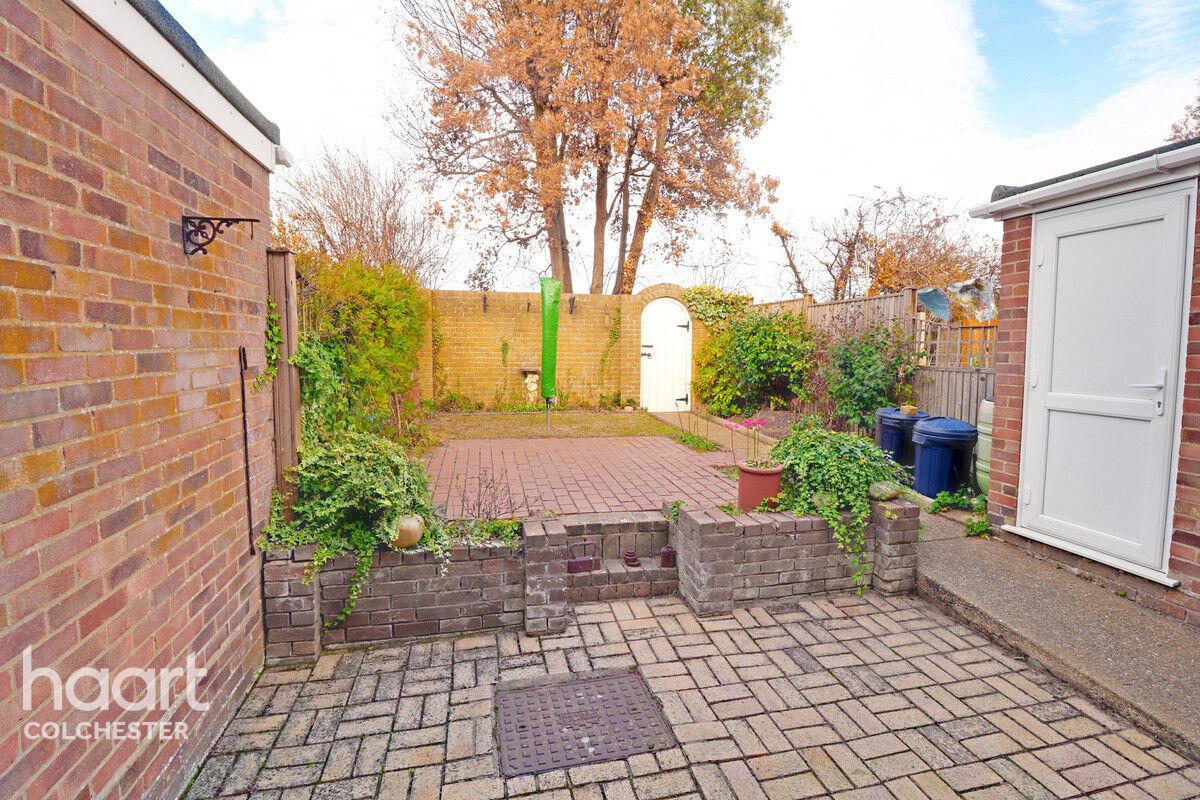 3 bedroom Terraced House New Kiln Road, Colchester £325,000 haart