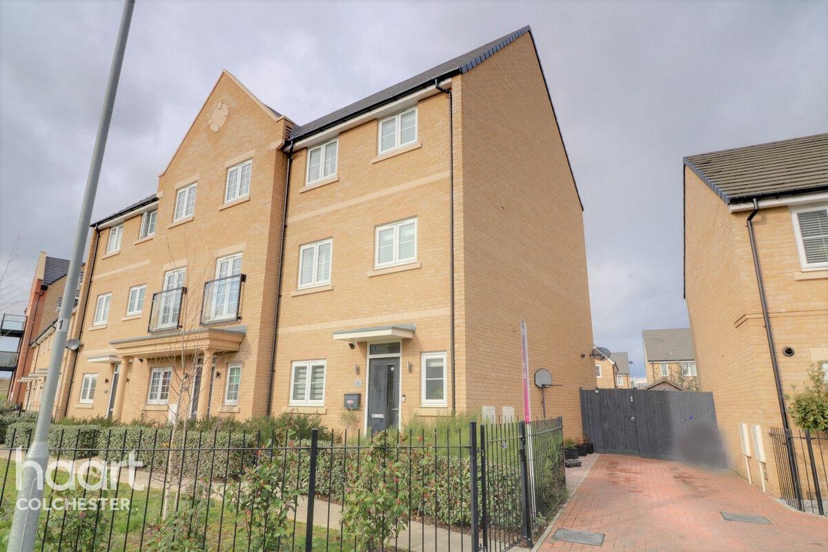 4 bedroom Town House Plover Road, Colchester £375,000 haart