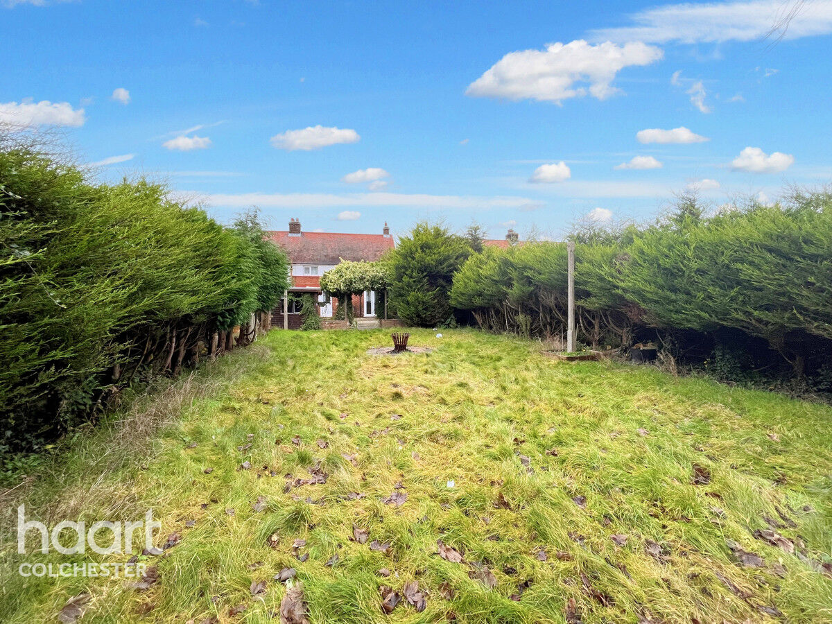 3 bedroom Semidetached house Colchester Road, Ardleigh £275,000