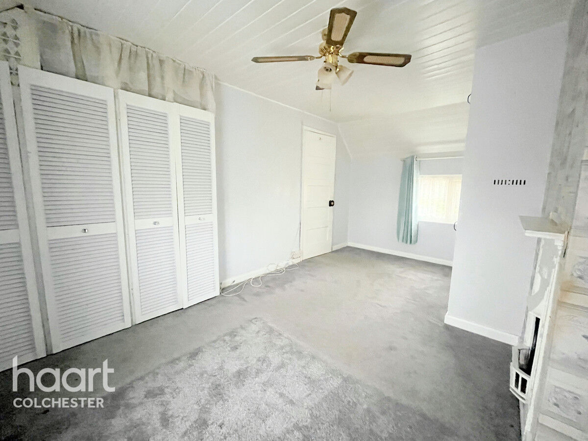 3 bedroom Semidetached house Colchester Road, Ardleigh £275,000