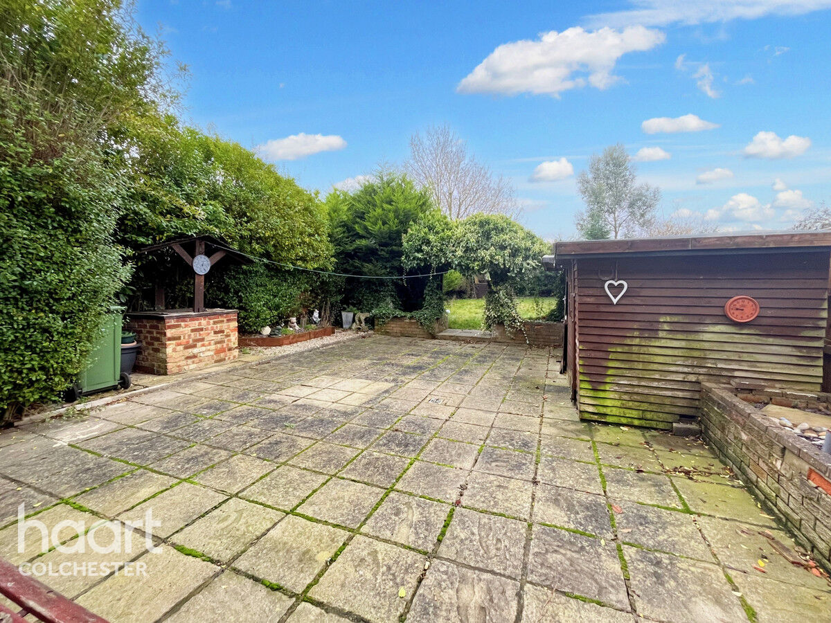 3 bedroom Semidetached house Colchester Road, Ardleigh £275,000