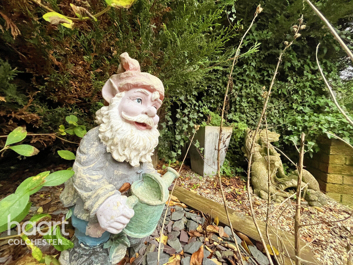 3 bedroom Semidetached house Colchester Road, Ardleigh £275,000