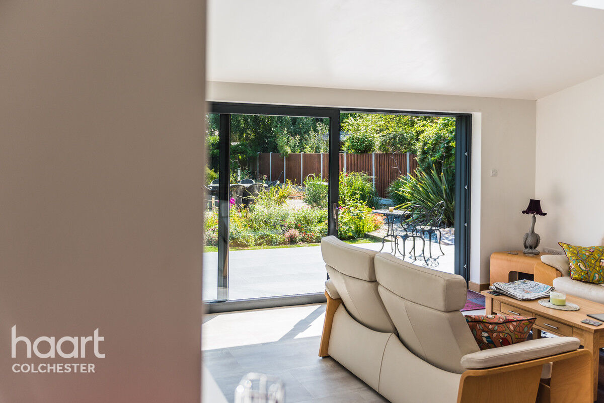 4 bedroom Detached house Glen Avenue, Colchester £700,000 haart