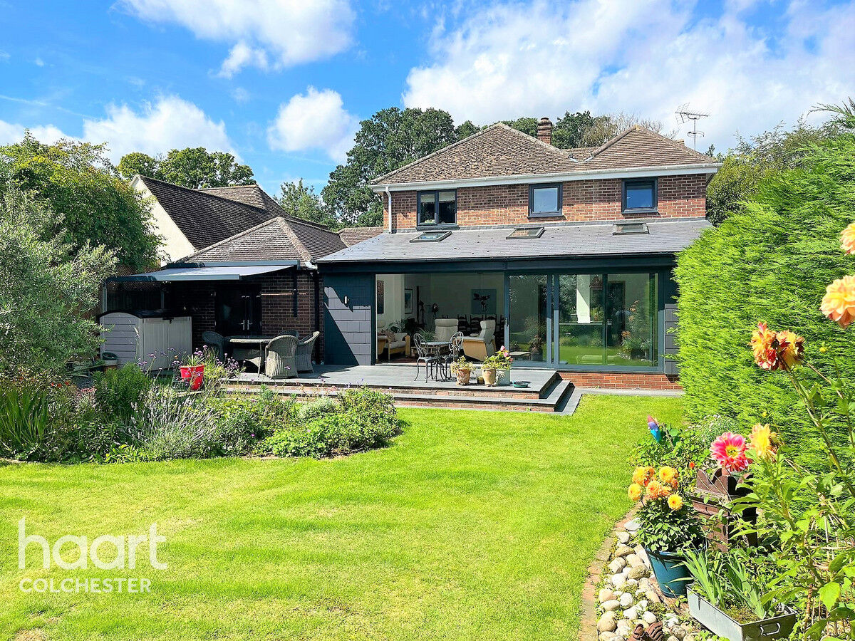 4 bedroom Detached house Glen Avenue, Colchester £700,000 haart