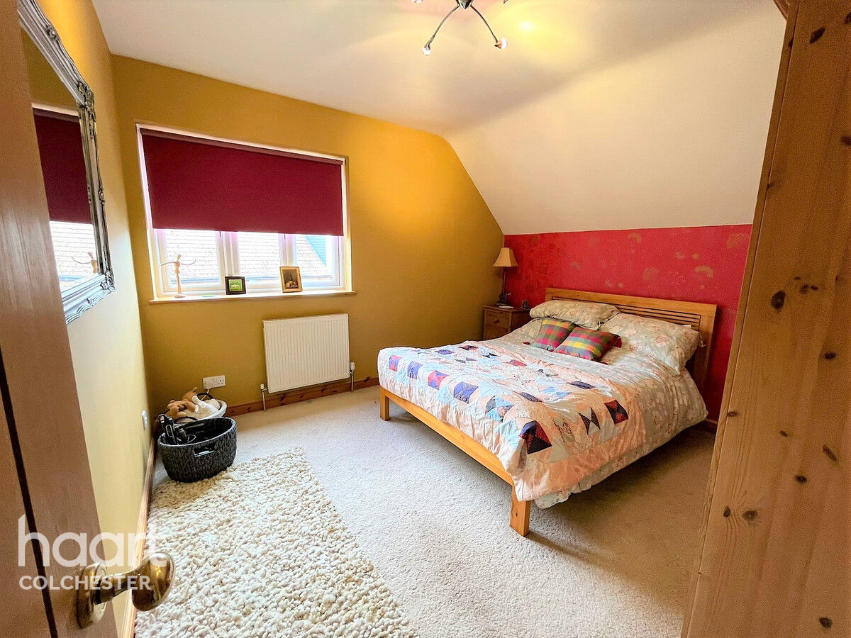 4 bedroom Detached house Glen Avenue, Colchester £700,000 haart