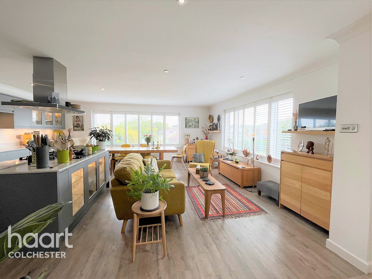 4 bedroom Detached bungalow Upland Drive, Colchester £500,000 haart