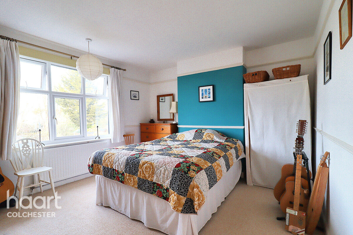 3 bedroom Semidetached house Gladwin Road, Colchester £425,000 haart