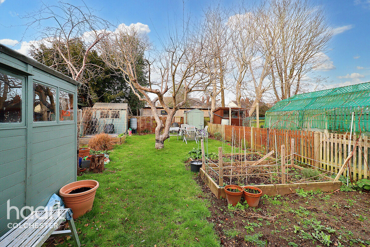 3 bedroom Semidetached house Gladwin Road, Colchester £425,000 haart