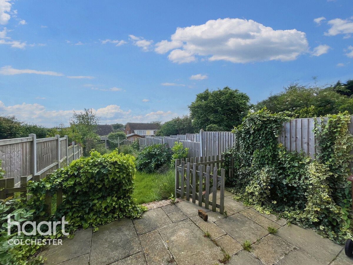 3 bedroom Semidetached house Mile End Road, Colchester £325,000 haart