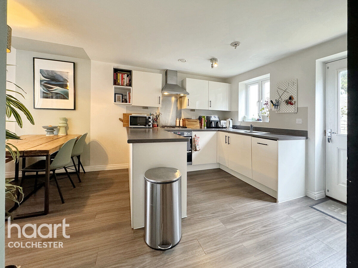 3 bedroom Terraced House Richmond Road, Colchester £325,000 haart