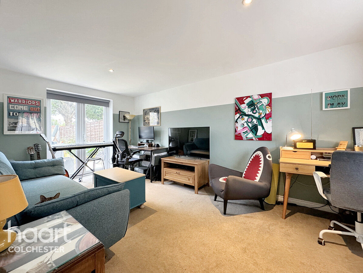 3 bedroom Terraced House Richmond Road, Colchester £325,000 haart