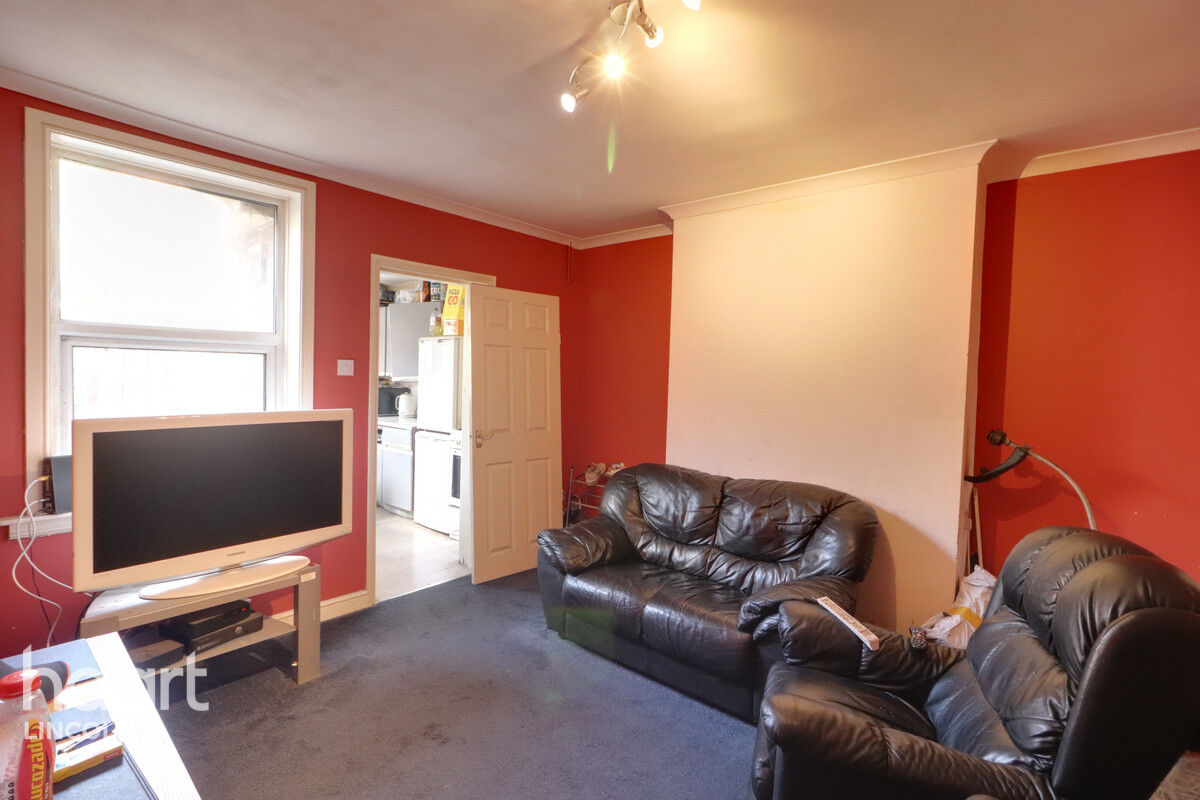 3 bedroom Terraced House Yarborough Road, Lincoln £160,000 haart