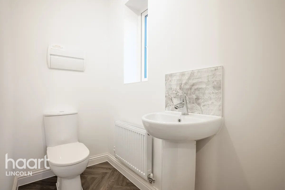 3 bedroom Detached house Sorrel Avenue, Whittlesey £269,995 haart