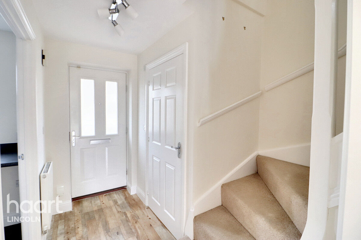 2 bedroom Terraced House Deansleigh, Lincoln £150,000 haart