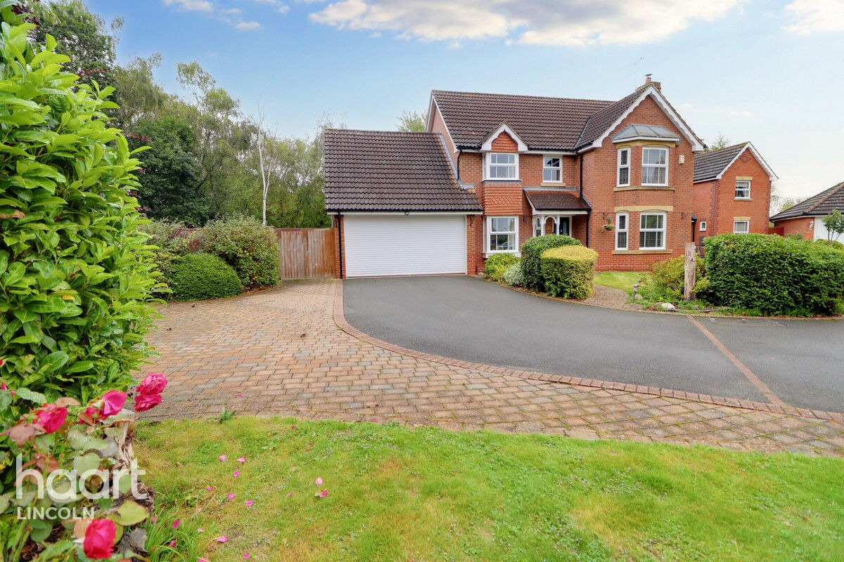 4 bedroom Detached house Frome Close, Lincoln £475,000 haart