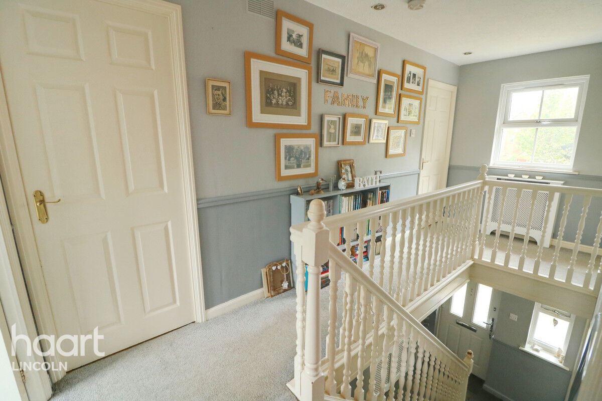 4 bedroom Detached house Frome Close, Lincoln £475,000 haart
