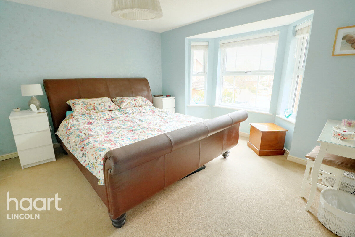 4 bedroom Detached house Frome Close, Lincoln £475,000 haart