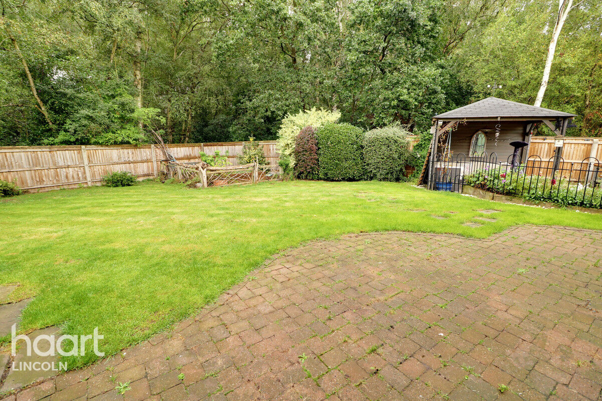 4 bedroom Detached house Frome Close, Lincoln £475,000 haart