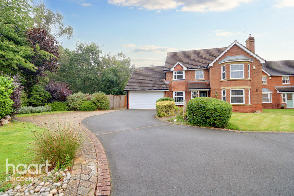 4 bedroom Detached house Frome Close, Lincoln £475,000 haart