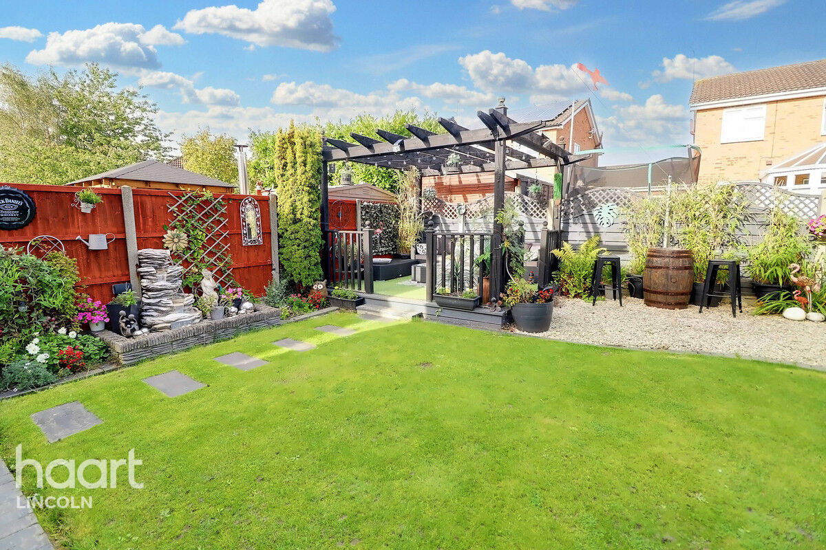 4 bedroom Detached house Calder Road, Lincoln £325,000 haart