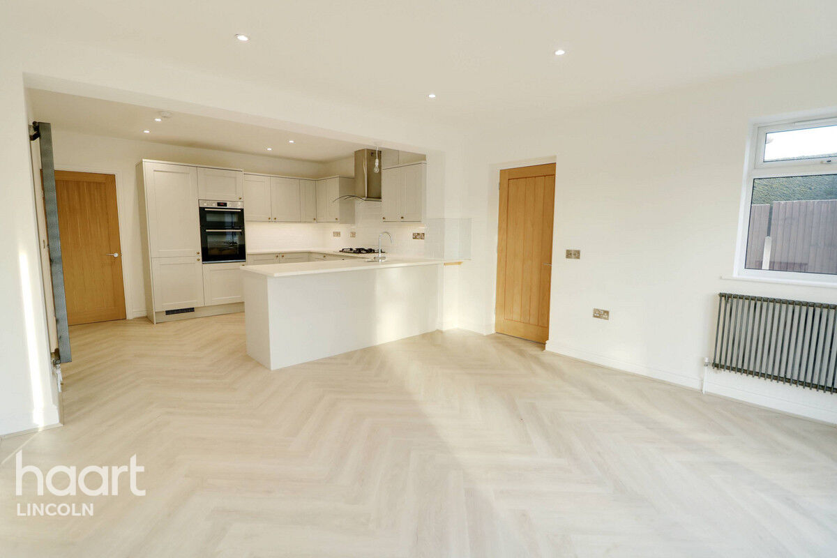 5 bedroom Detached house Washdyke Lane, Nettleham £575,000 haart