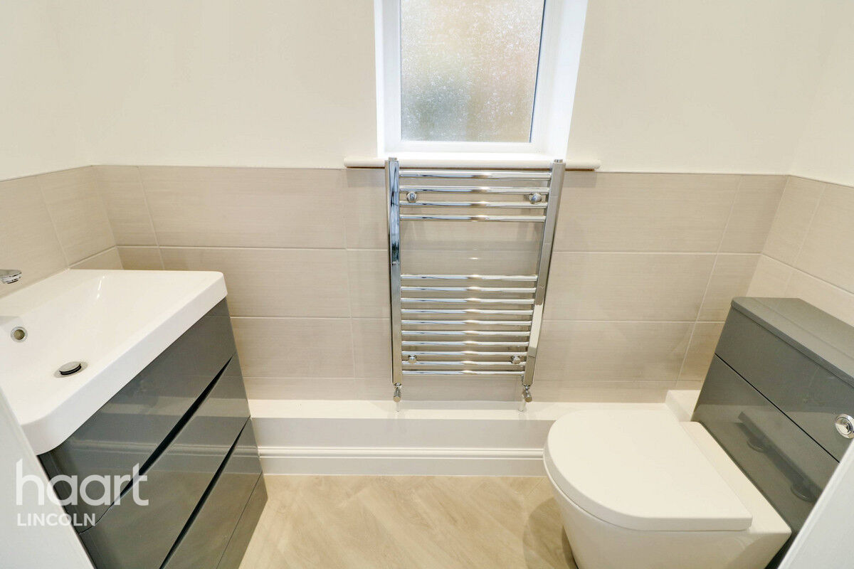 5 bedroom Detached house Washdyke Lane, Nettleham £575,000 haart