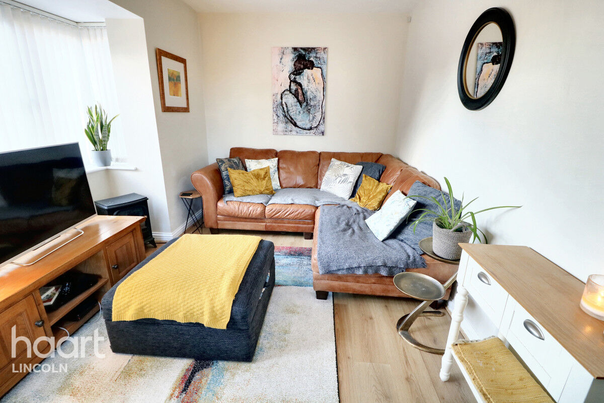 4 bedroom Detached house Gabriel Crescent, Lincoln £250,000 haart