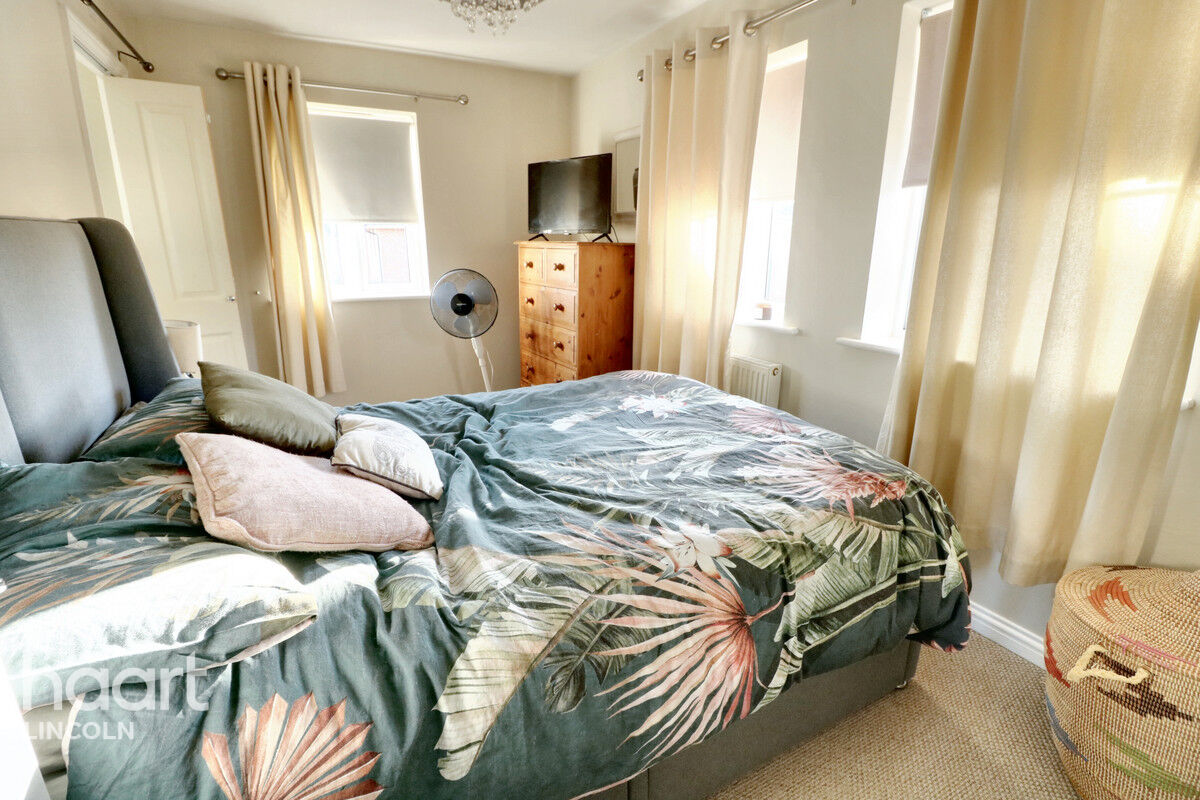 4 bedroom Detached house Gabriel Crescent, Lincoln £250,000 haart