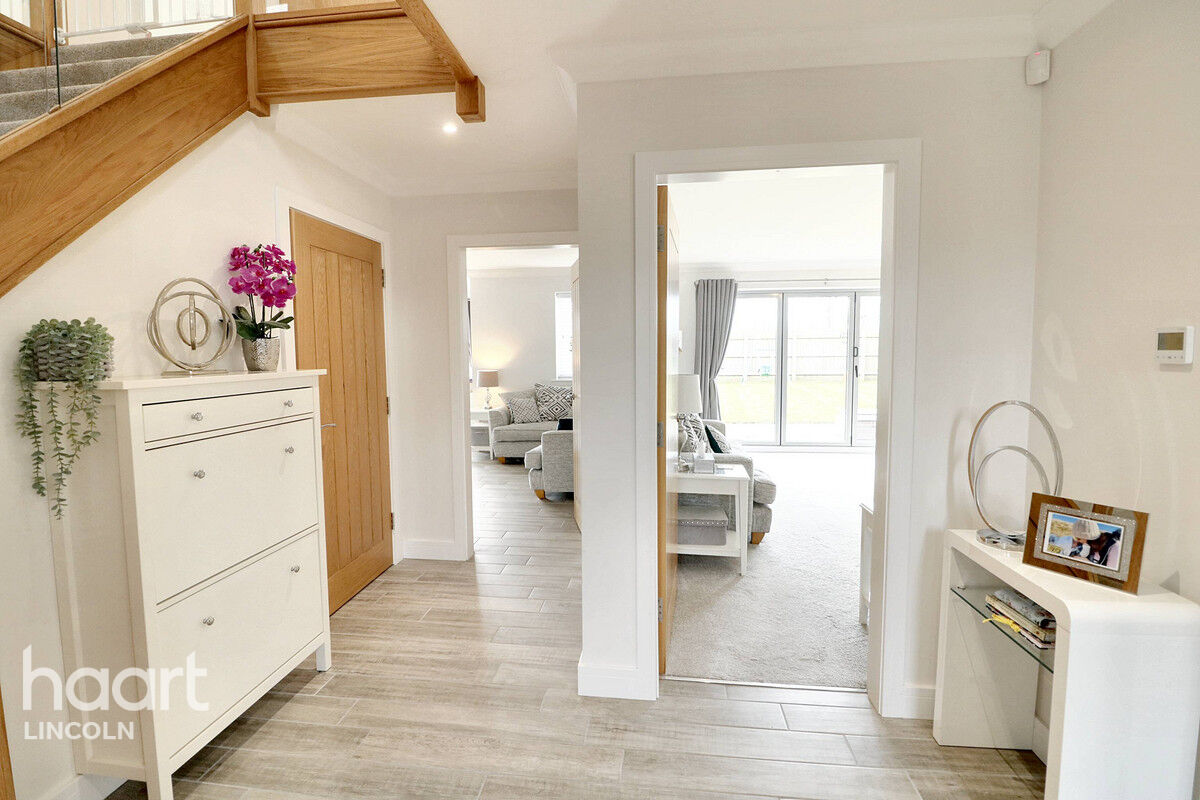 6 bedroom Detached house Lincoln Road, Skellingthorpe £650,000 haart